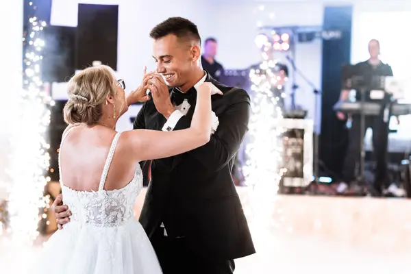 Dominika & Mateusz — galeria ślubna, BigStories