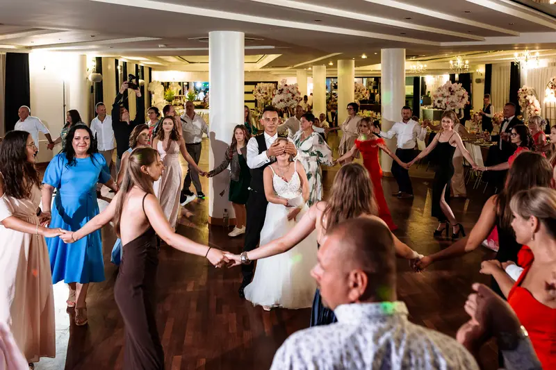 Dominika & Mateusz — galeria ślubna, BigStories