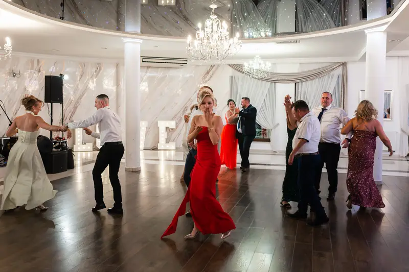 Wiktoria & Jakub — galeria ślubna, BigStories