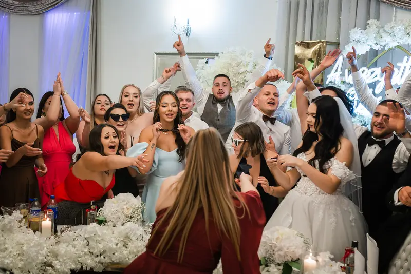 Wiktoria & Jakub — galeria ślubna, BigStories