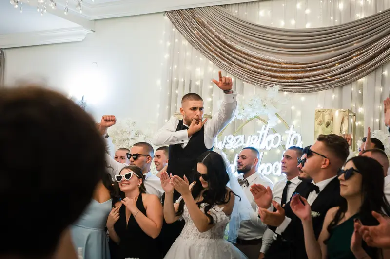 Wiktoria & Jakub — galeria ślubna, BigStories