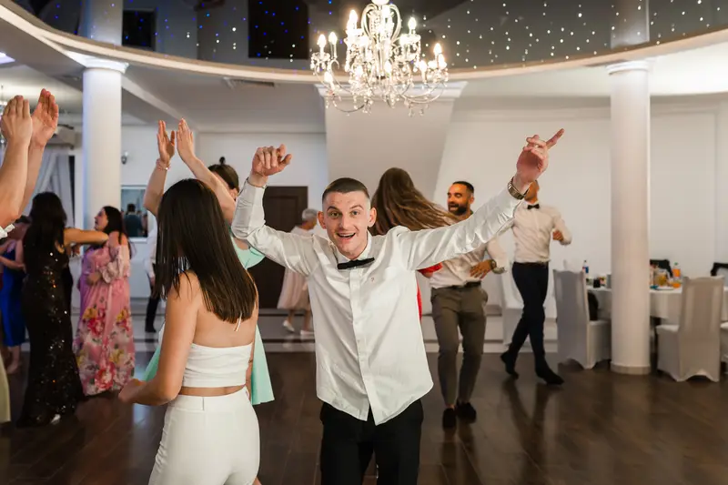 Wiktoria & Jakub — galeria ślubna, BigStories