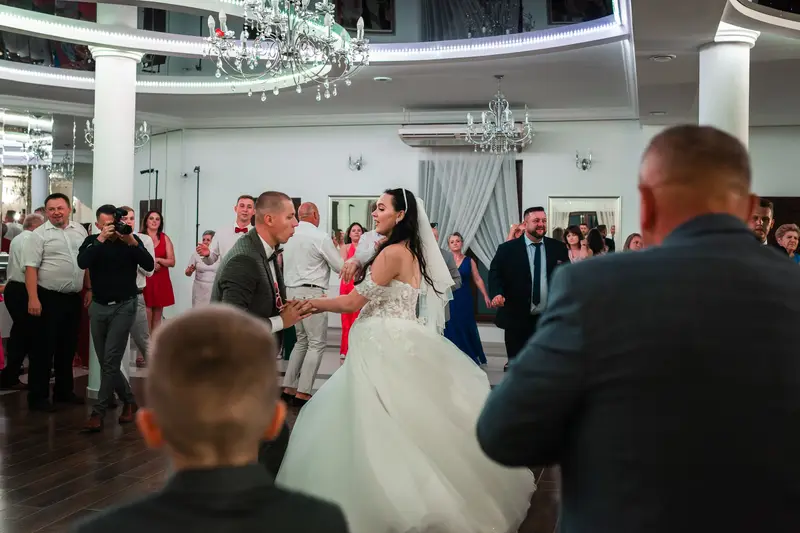 Wiktoria & Jakub — galeria ślubna, BigStories