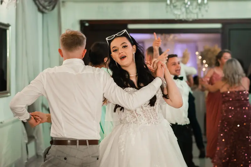 Wiktoria & Jakub — galeria ślubna, BigStories
